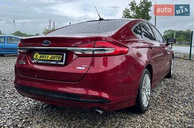 Седан Ford Fusion 2018 в 