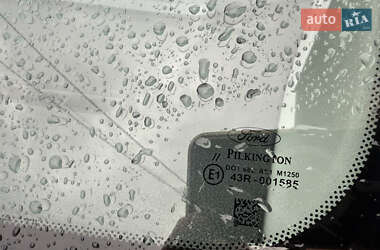 Хэтчбек Ford Fusion 2010 в 