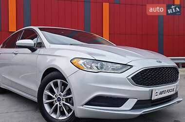 Седан Ford Fusion 2017 в 
