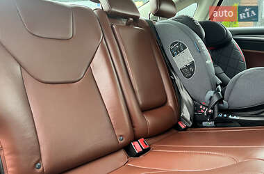 Седан Ford Fusion 2015 в 