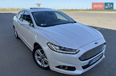 Седан Ford Fusion 2015 в Одесі