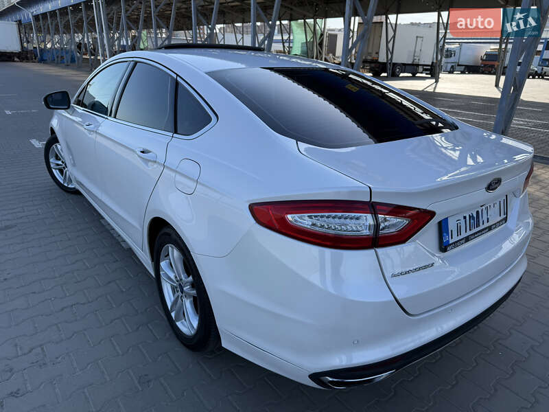 Седан Ford Fusion 2015 в Одессе