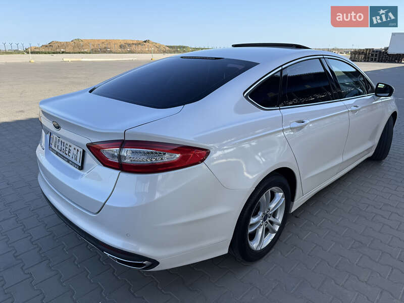 Седан Ford Fusion 2015 в Одессе