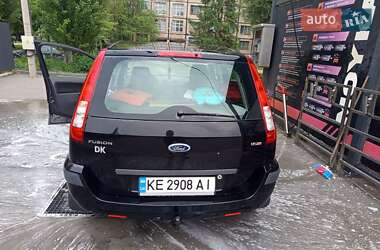 Хэтчбек Ford Fusion 2009 в 