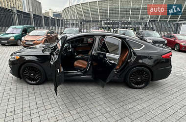 Седан Ford Fusion 2020 в 