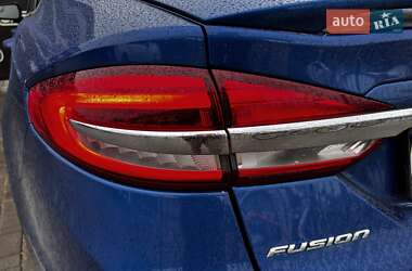 Седан Ford Fusion 2017 в 