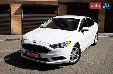 Седан Ford Fusion 2018 в Черкасах