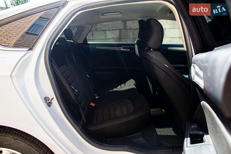 Седан Ford Fusion 2017 в Черкассах