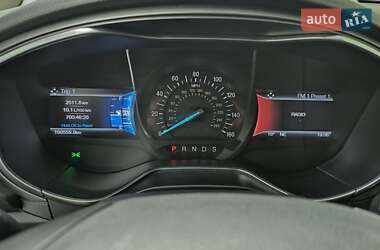 Седан Ford Fusion 2015 в 