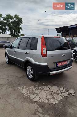 Хэтчбек Ford Fusion 2008 в 