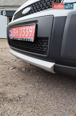 Хэтчбек Ford Fusion 2008 в 