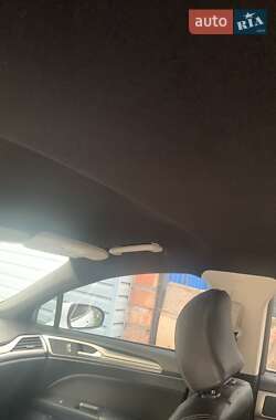 Седан Ford Fusion 2018 в 