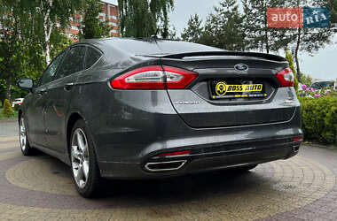 Седан Ford Fusion 2016 в 