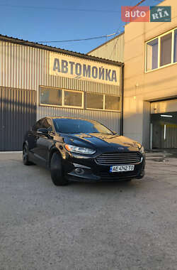 Седан Ford Fusion 2013 в 