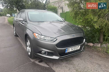 Седан Ford Fusion 2012 в 