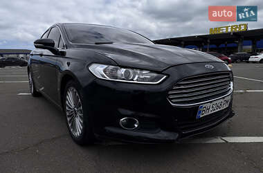 Седан Ford Fusion 2014 в 