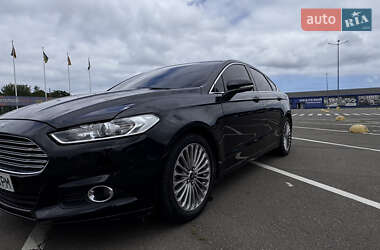 Седан Ford Fusion 2014 в 