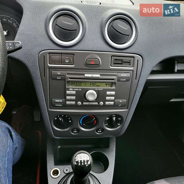 Хэтчбек Ford Fusion 2007 в Виннице