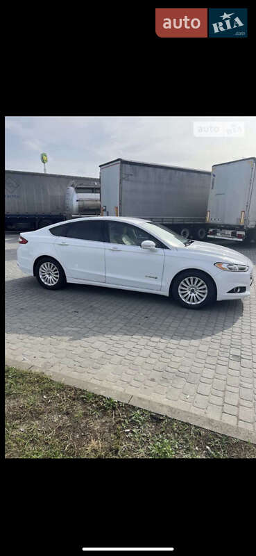 Седан Ford Fusion 2015 в Одессе