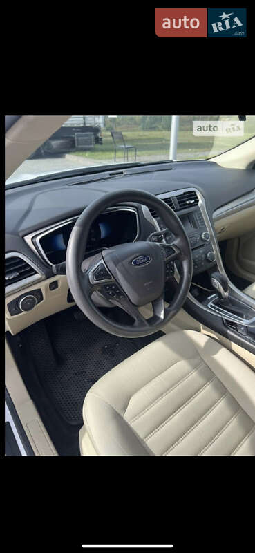 Седан Ford Fusion 2015 в Одессе