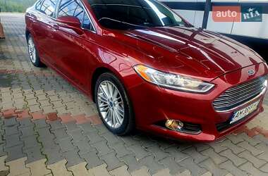 Седан Ford Fusion 2012 в 