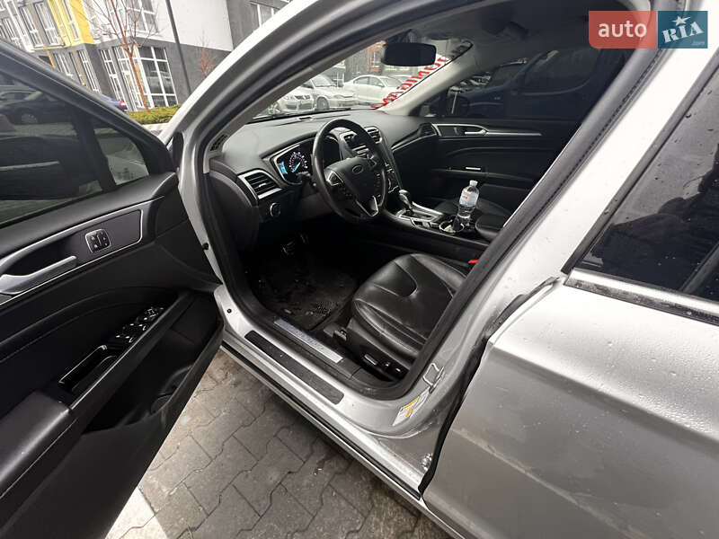 Седан Ford Fusion 2014 в Гостомеле