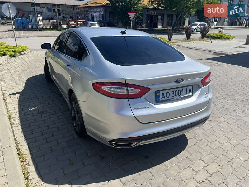 Ford Fusion 2013
