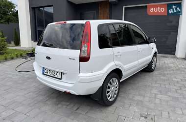 Хэтчбек Ford Fusion 2012 в 