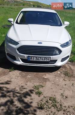 Седан Ford Fusion 2013 в Білій Церкві