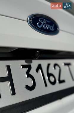 Седан Ford Fusion 2020 в 