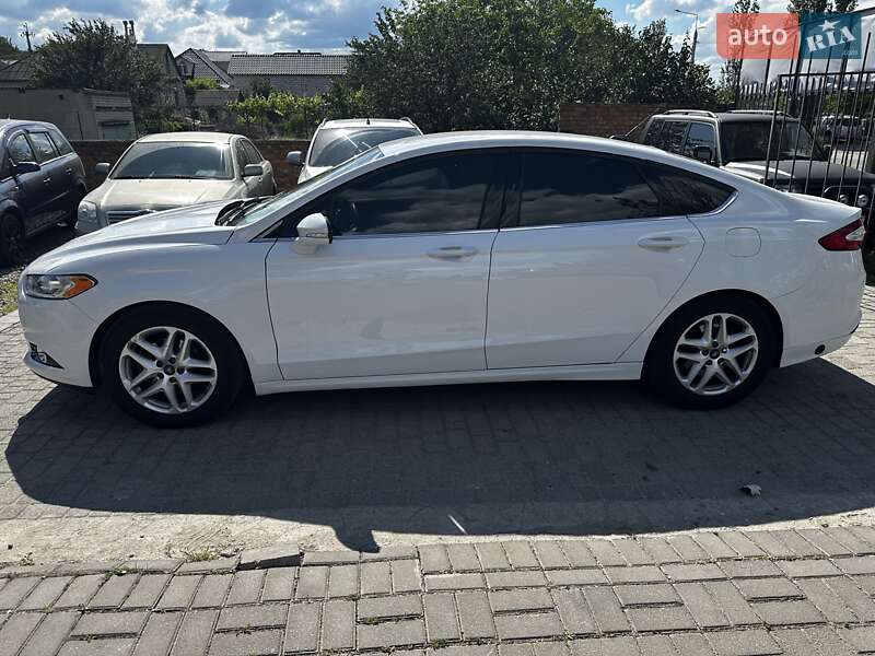 Седан Ford Fusion 2015 в Николаеве