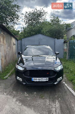 Седан Ford Fusion 2014 в 