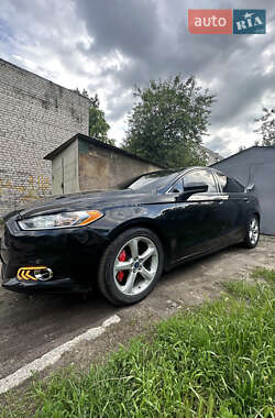 Седан Ford Fusion 2014 в 