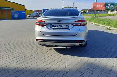Седан Ford Fusion 2017 в 