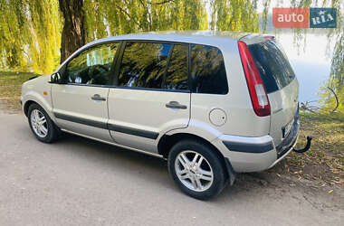 Хэтчбек Ford Fusion 2008 в 