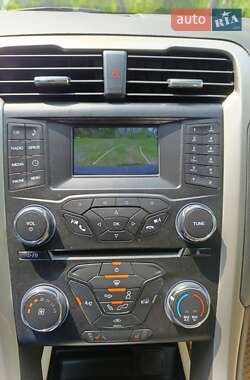 Седан Ford Fusion 2014 в 