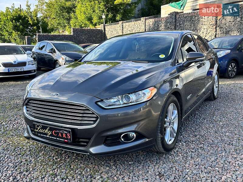 Ford Fusion 2015