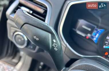 Седан Ford Fusion 2015 в 