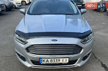 Седан Ford Fusion 2016 в 