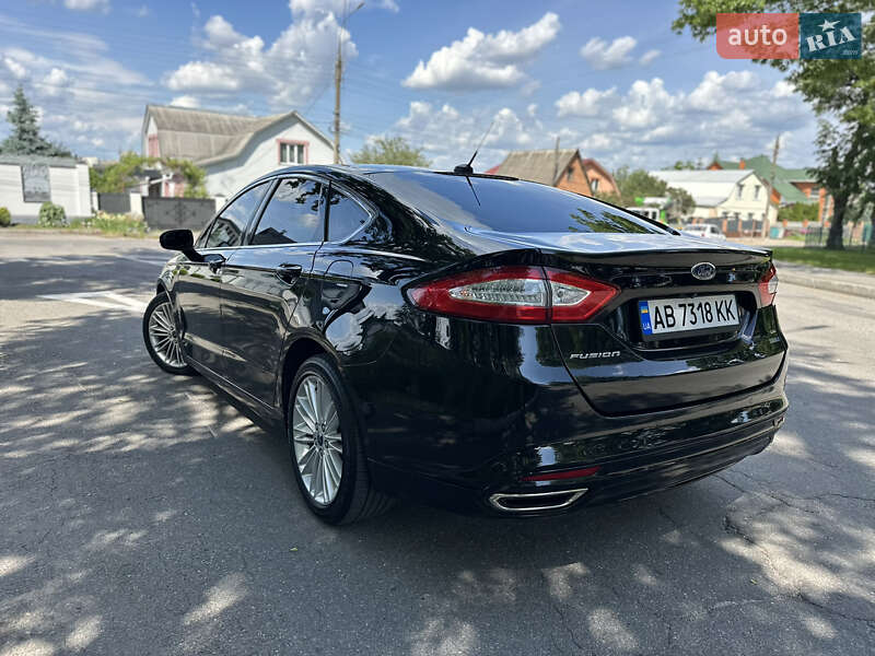 Седан Ford Fusion 2015 в Виннице