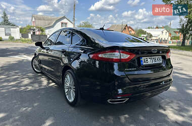 Седан Ford Fusion 2015 в 