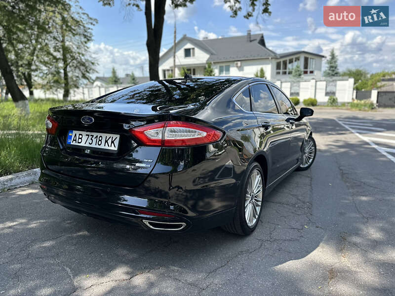 Седан Ford Fusion 2015 в Виннице