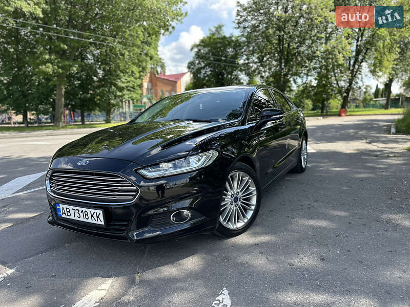 Седан Ford Fusion 2015 в Виннице
