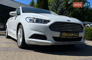 Седан Ford Fusion 2014 в 