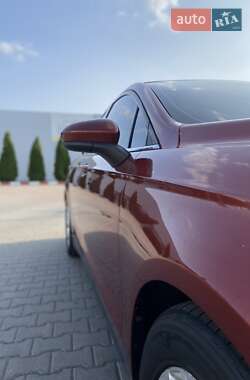 Седан Ford Fusion 2014 в 