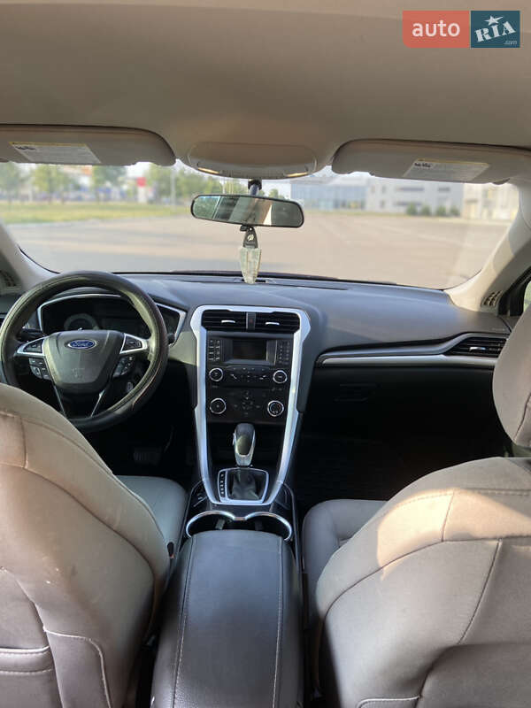 Седан Ford Fusion 2014 в Миколаєві