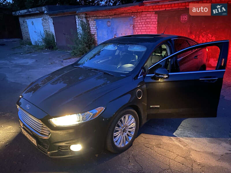 Седан Ford Fusion 2013 в Кривому Розі