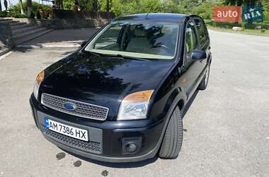 Хэтчбек Ford Fusion 2007 в Звягеле