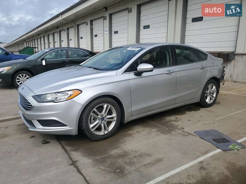 Седан Ford Fusion 2018 в 