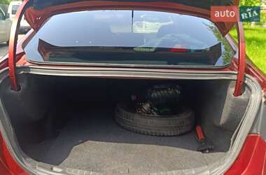 Седан Ford Fusion 2013 в 